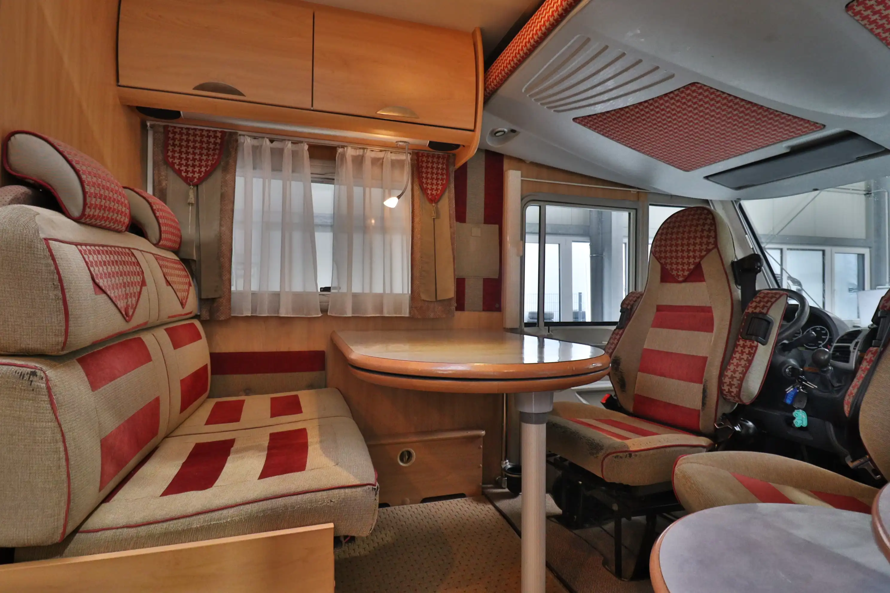 BUERSTNER I 690 Elegance